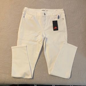 Women’s Old Navy Skinny Jeans.